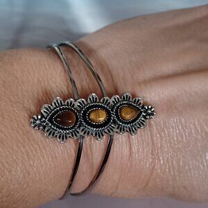 NWT PAPARAZZI TIGERS EYE BRACELET